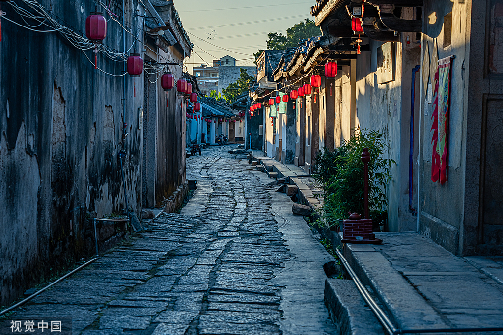 Longhu Ancient Village